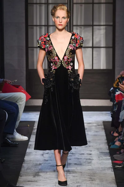 Look 7